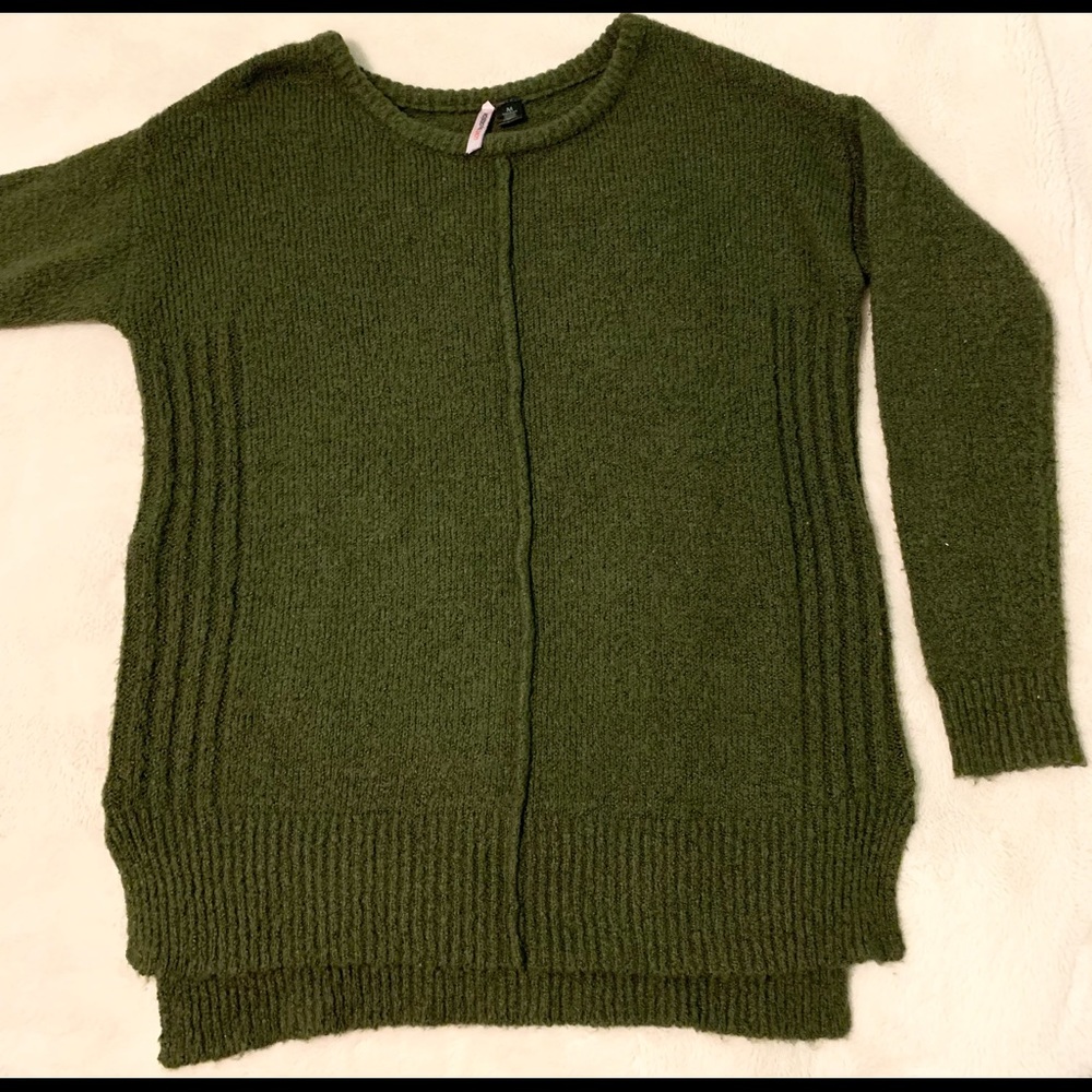 Green Lovebydesign sweater